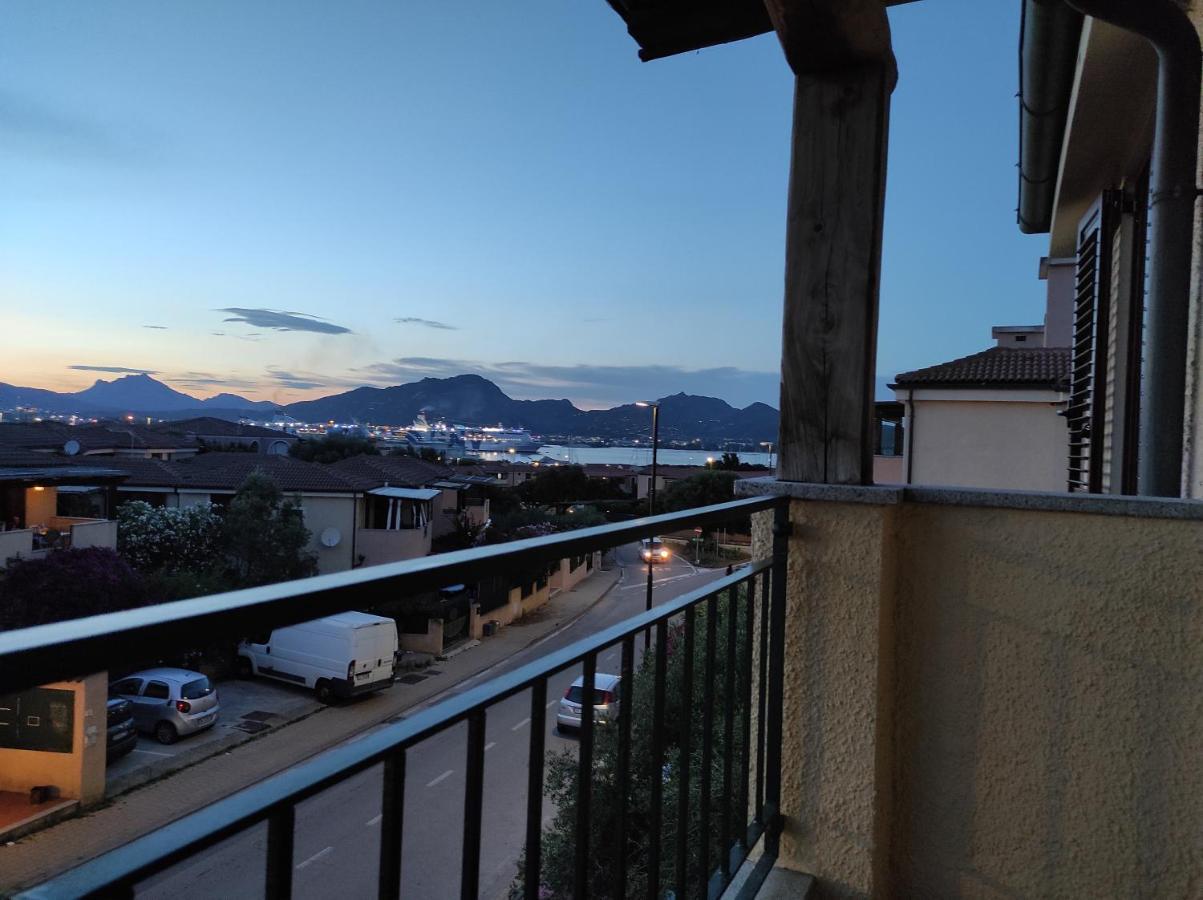 Vista Mare Olbia Bed and Breakfast Buitenkant foto