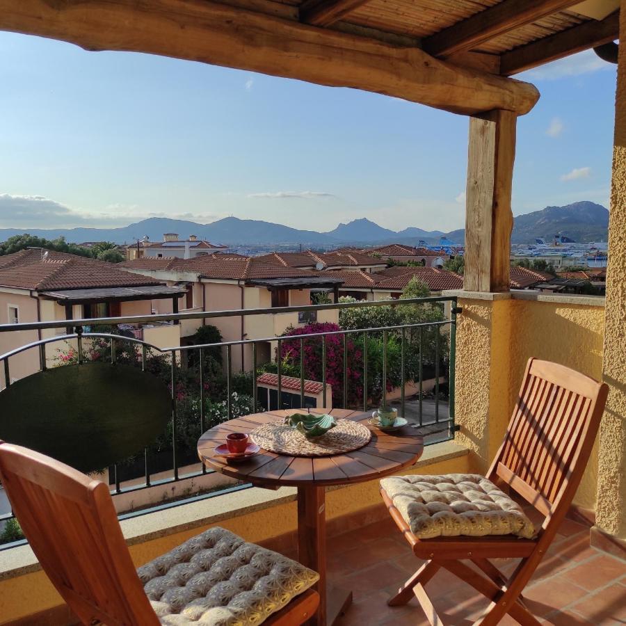 Vista Mare Olbia Bed and Breakfast Buitenkant foto